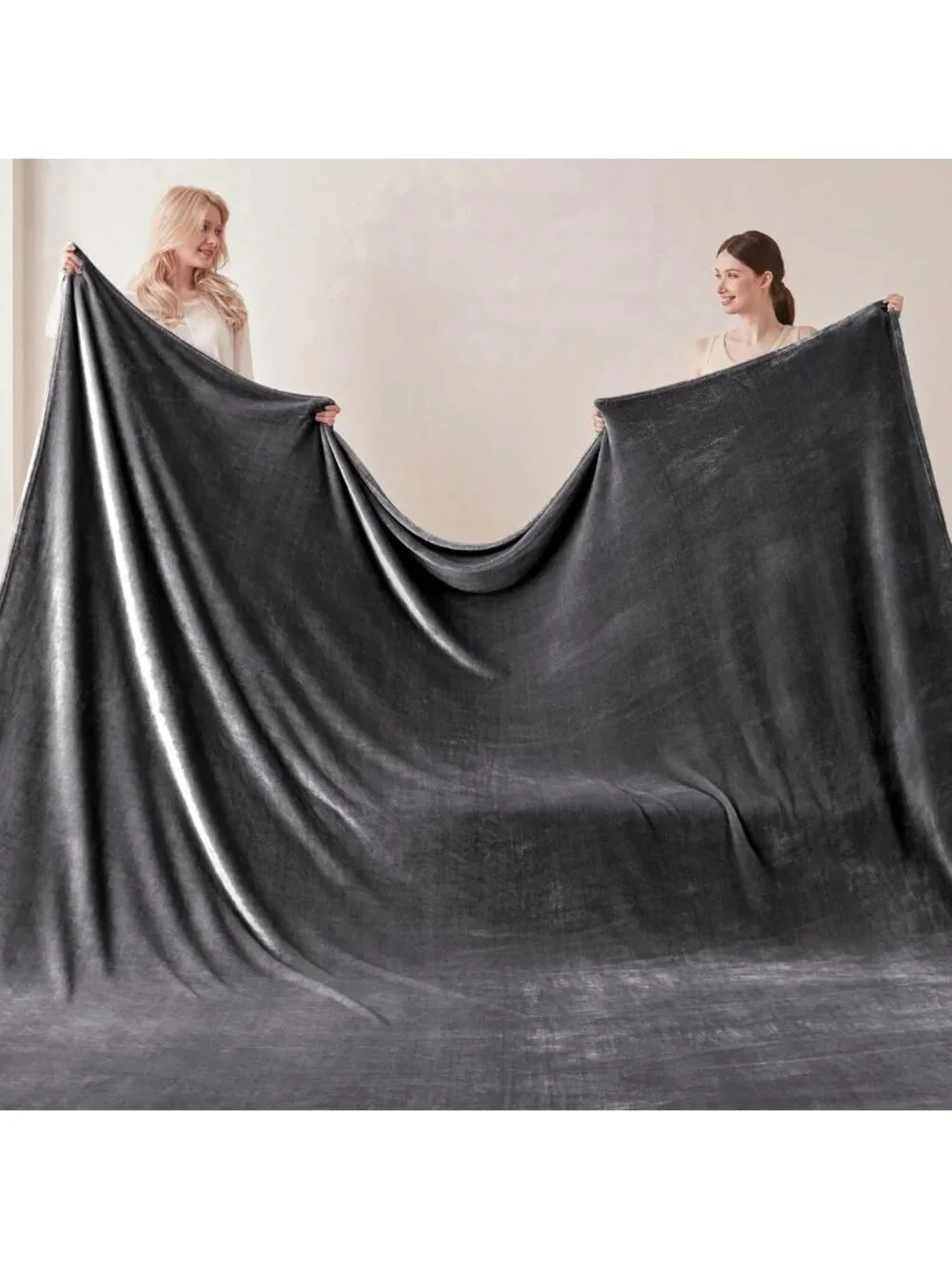 Cozy Oversized Fleece Blanket 120x120